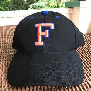 Gator hat